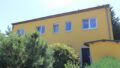 Einfamilienhaus mit Wirtschaftsetage