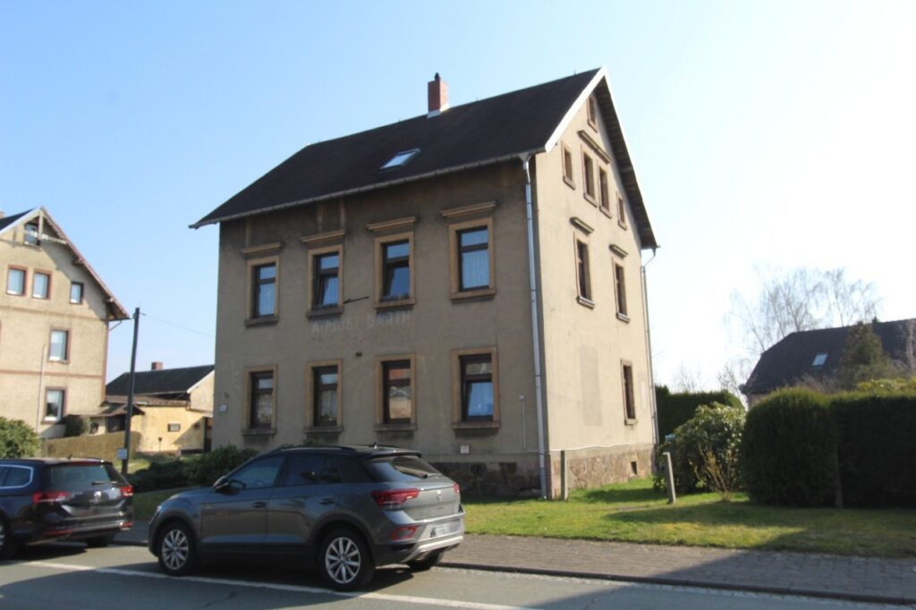 Wohnhaus mit Ausbaupotential