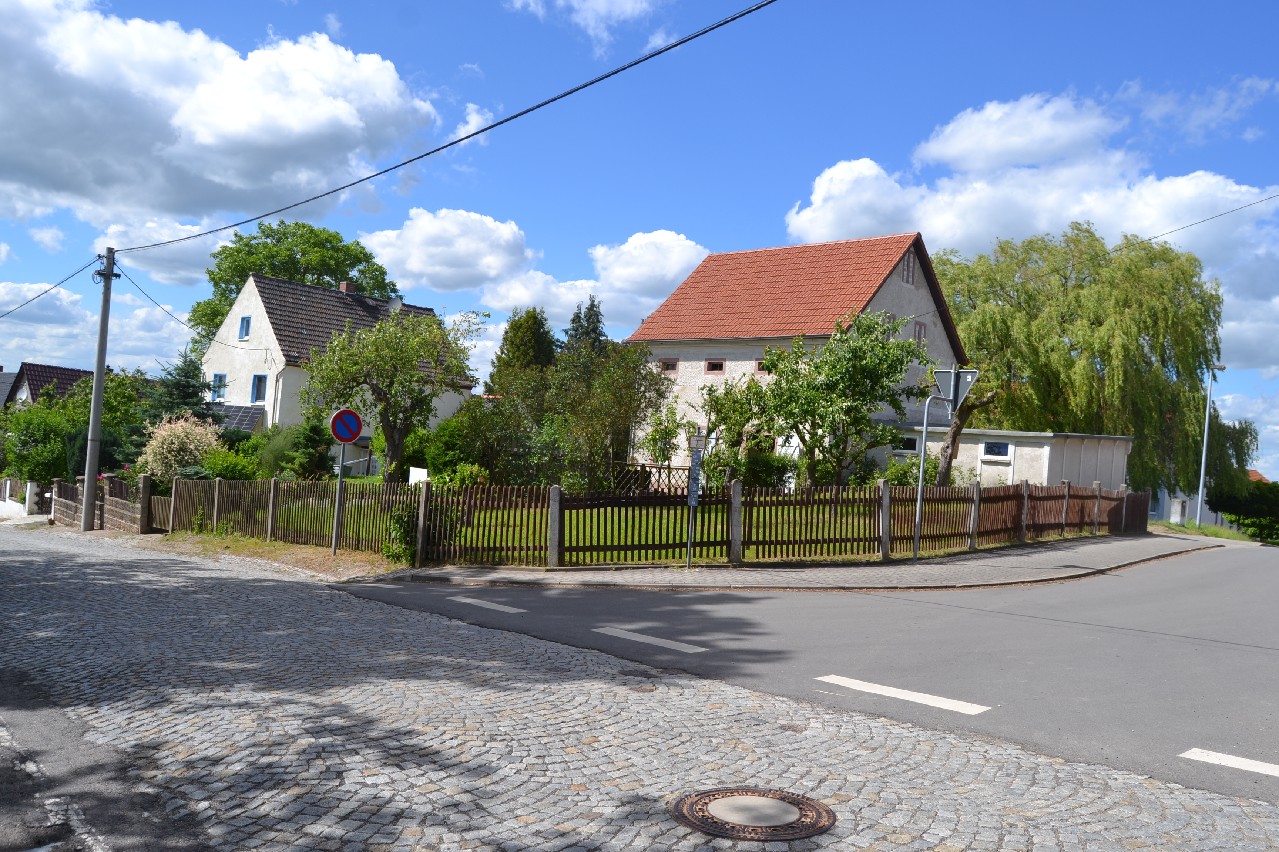 Straßenansicht